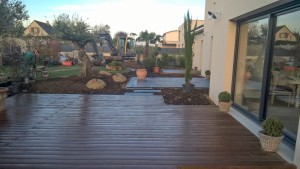 Jardin authentique et moderne à Rots, Calvados, réalisation Paysages Conseil