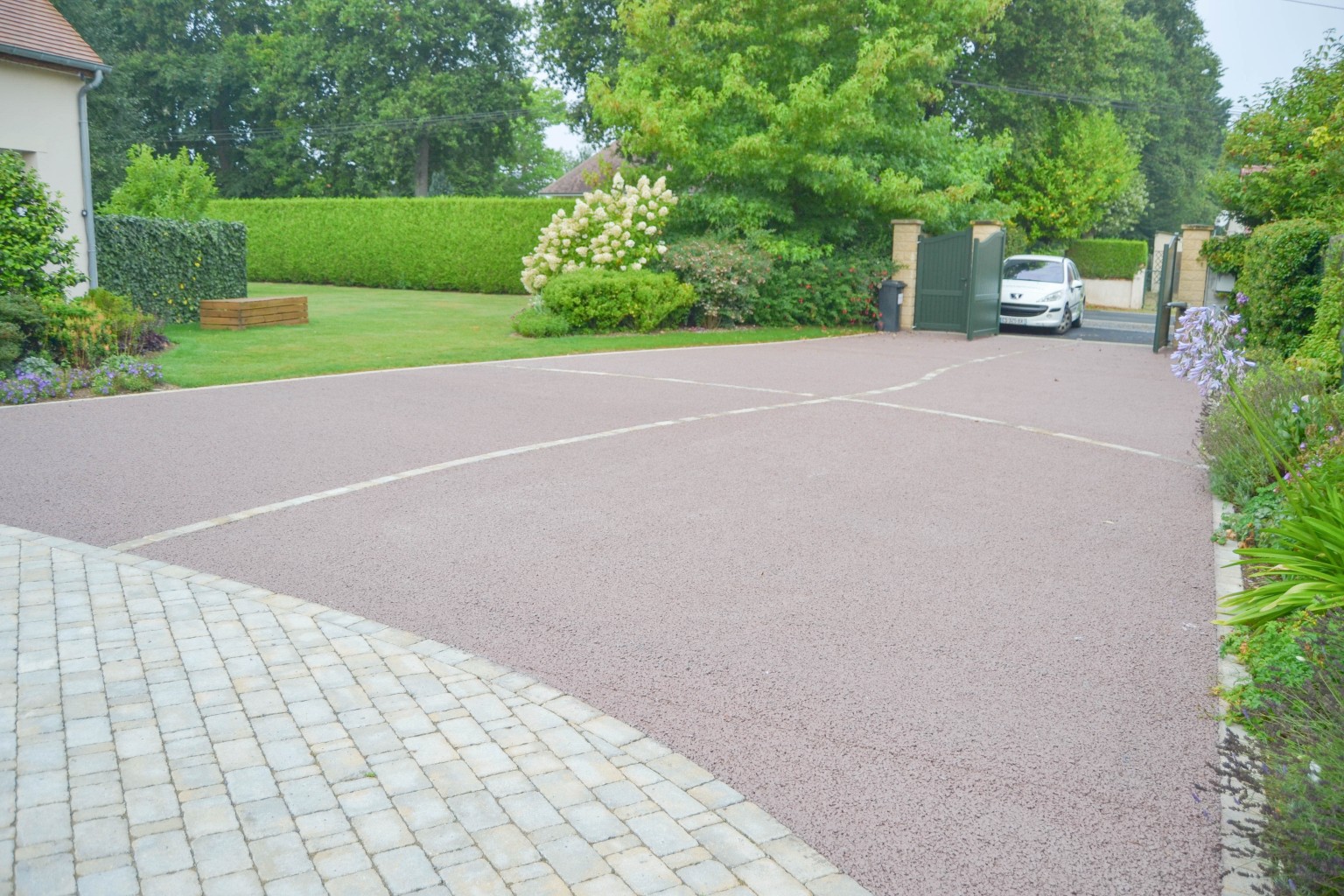 Aménagement d&rsquo;entrée extérieure