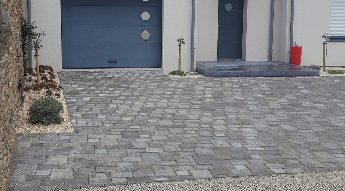 Aménagement d&rsquo;allée de garage