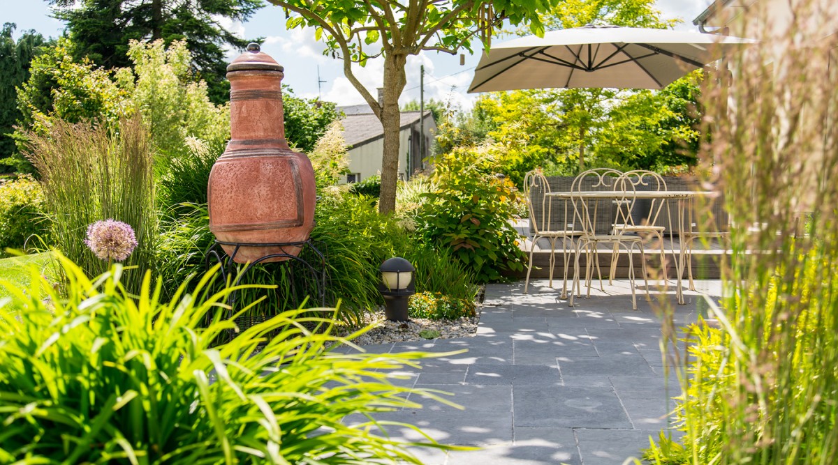 Aménagement de terrasse en pierre naturelle