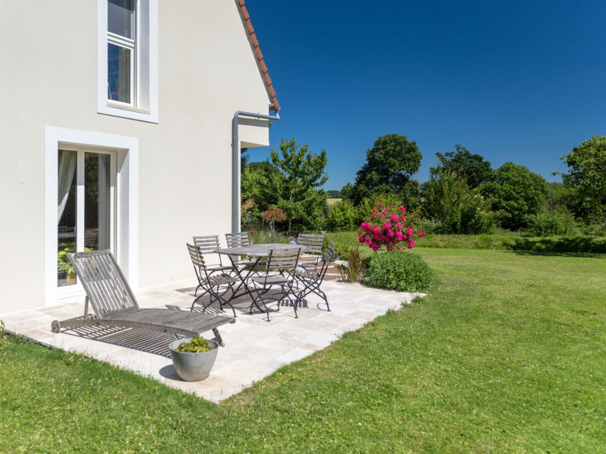 Aménagement de terrasse en pierre naturelle