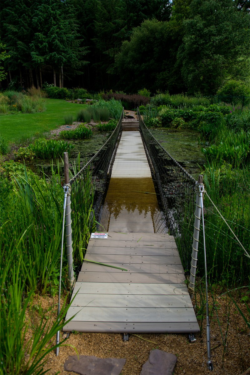 Au Jardin pieds nus