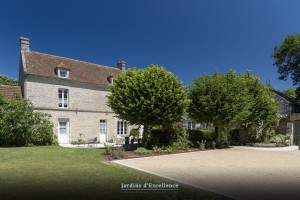 Aménagement d&rsquo;une maison de caractère à Bény-Sur-Mer-Calvados, réalisation Paysages Conseil