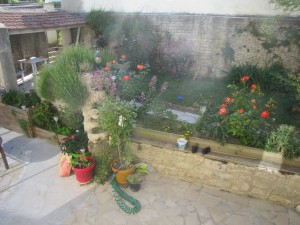 Un jardin de ville technique à Colleville-Montgomery, Calvados, réalisation Paysages Conseil