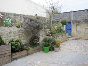Un jardin de ville technique à Colleville-Montgomery, Calvados, réalisation Paysages Conseil
