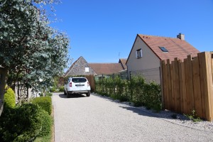 Une entrée drainante et fonctionnelle, Calvados, réalisation Paysages Conseil