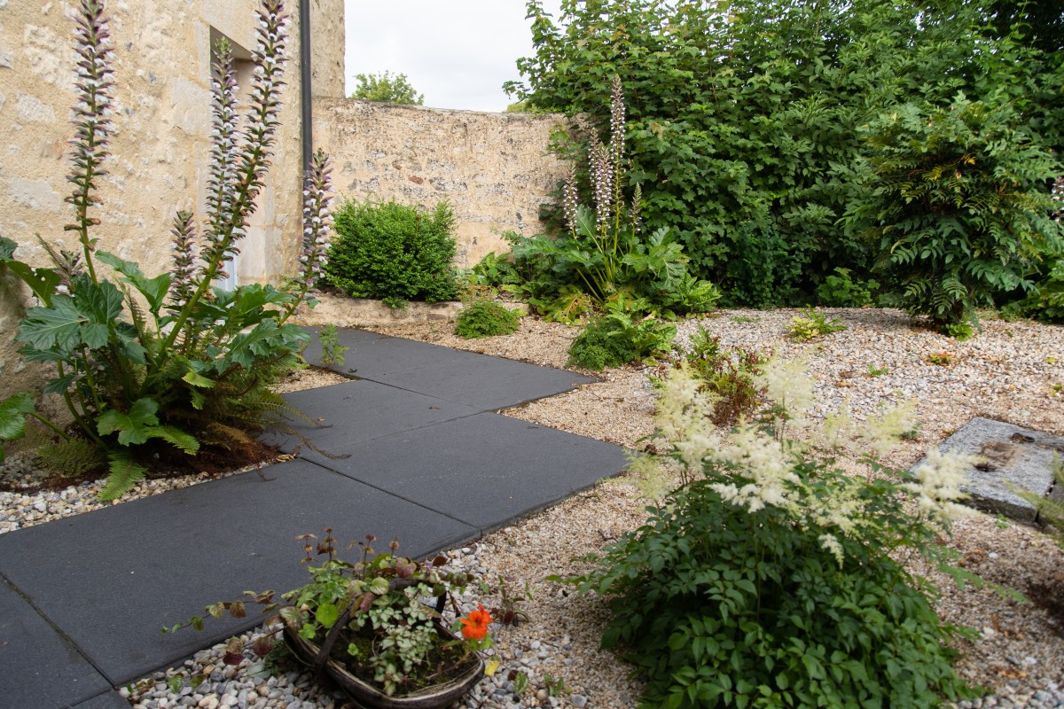 Aménagement de terrasse en pierre reconstitué