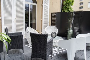 Un jardin de ville contemporain, Manche, réalisation Paysages Conseil