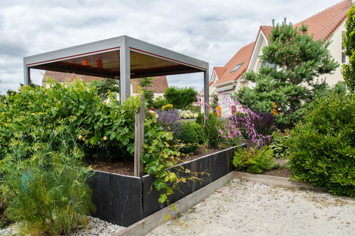 Aménagement d&rsquo;un jardin créatif et fonctionnel, Orne