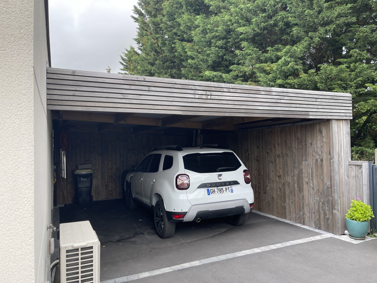 Construction d&rsquo;abris de voiture