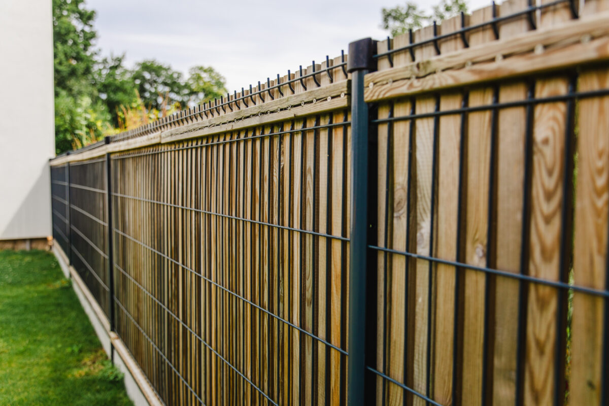 Jardin d&rsquo;une maison contemporaine dans l&rsquo;Orne