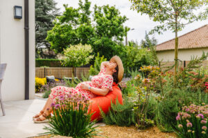 Jardin d&rsquo;une maison contemporaine dans l&rsquo;Orne, réalisation Paysages Conseil