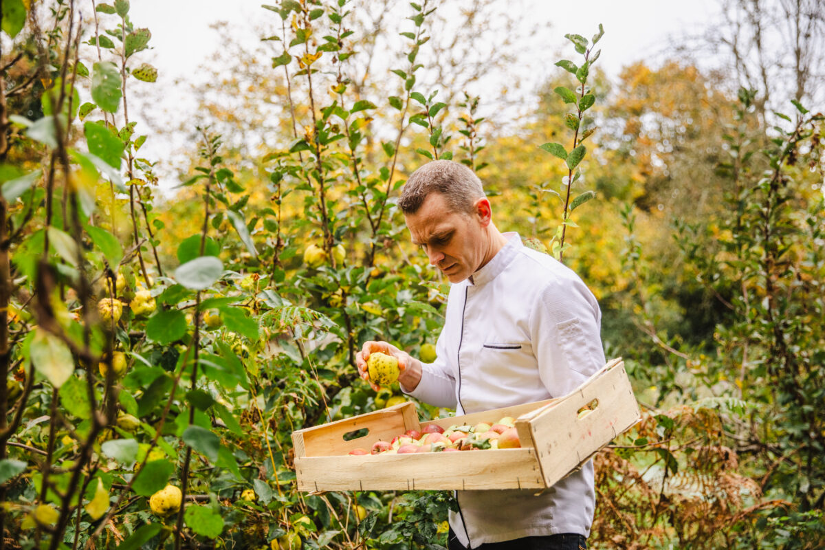 Julien, chef au manoir de la pommeraie